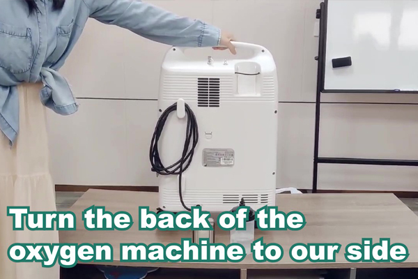 How to replace the intake filter of the oxygen concentrator