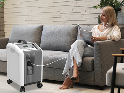 What does oxygen concentrator do for the lung